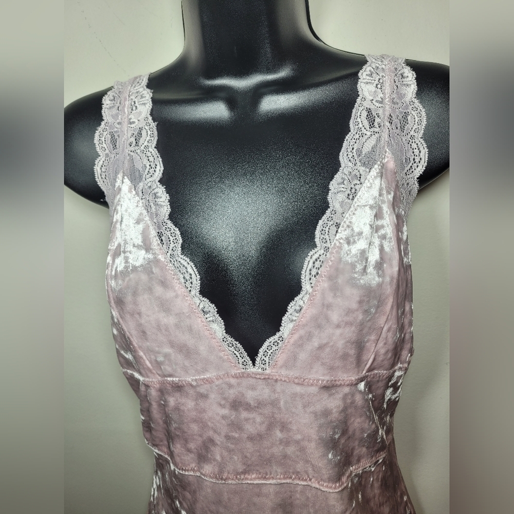 Intimately Free People Crushed Velvet Viper Dress Lace Pink Slip Chemise Nighty - Picture 3 of 11